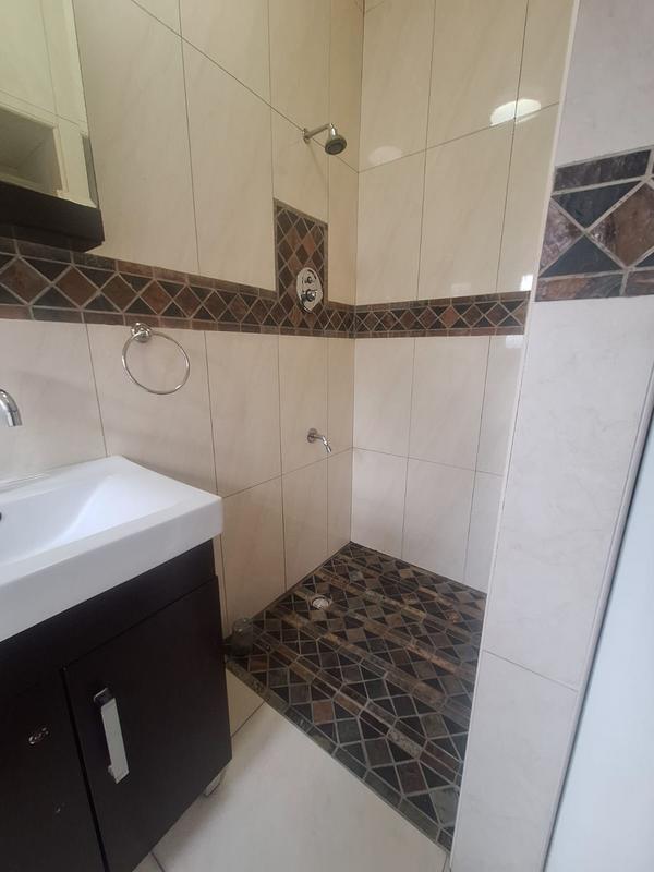 To Let 2 Bedroom Property for Rent in Ruyterwacht Western Cape